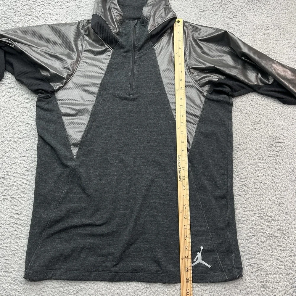 Nike Jordan Training Shield Hoodie Mens L Fitted‎ Gray 1/4 Zip Dri-Fit Stretch
